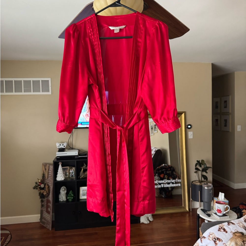 SOLD—VS Robe - Picture 1 of 6